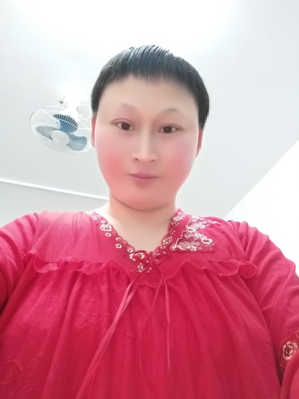 彩虹姐姐永不言弃的第一张照片--湖北红颜知己交友网