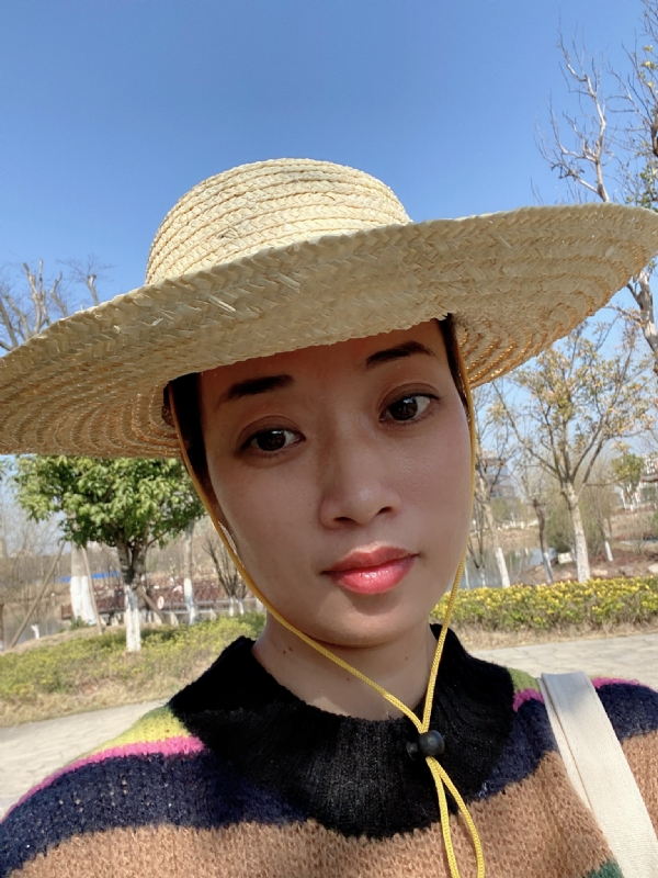 简单的第一张照片--湖北红颜知己交友网